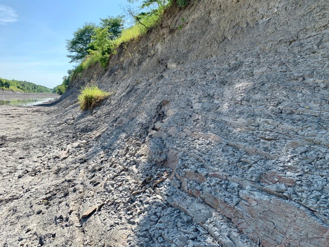 Shale banks of the North Sulphur RIver